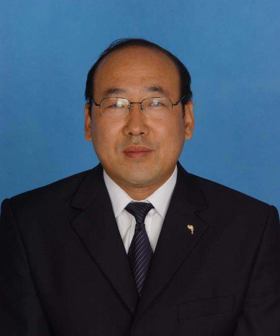 谭秉君