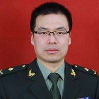 屈晓东