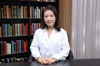 黄薛冰医生