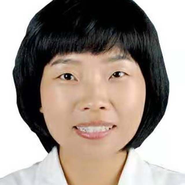 黄娜娜