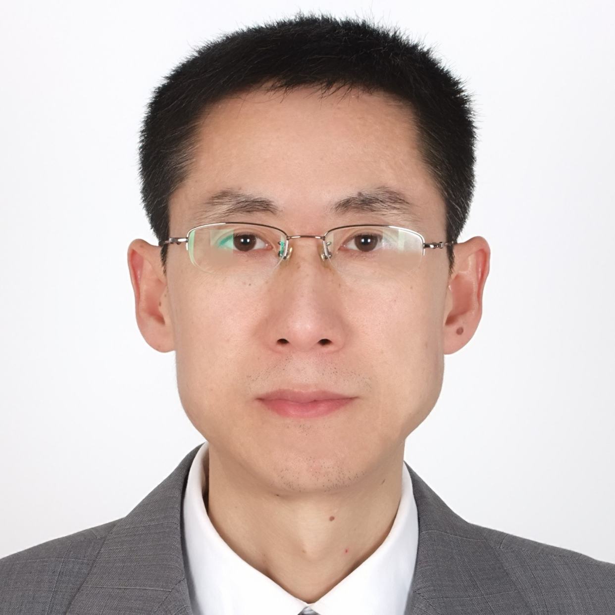 杨少军医生