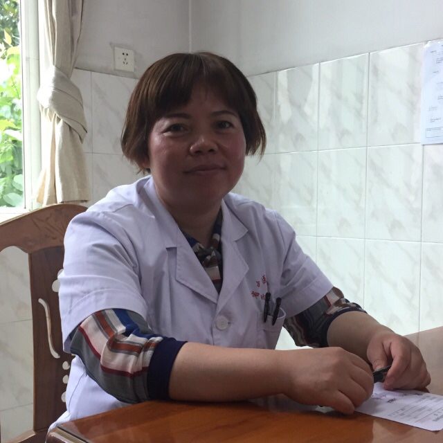 刘春华