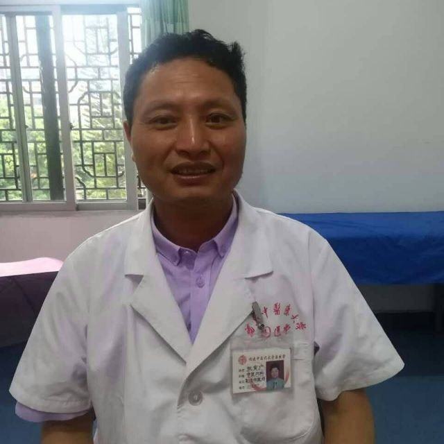 张育广医生