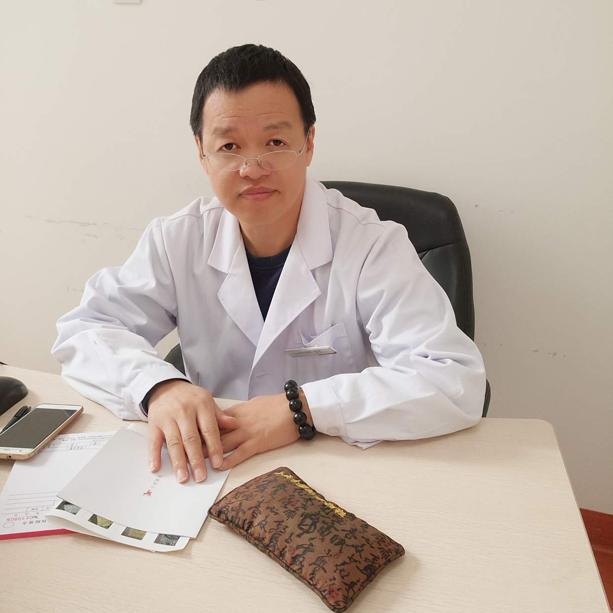 杨洪波