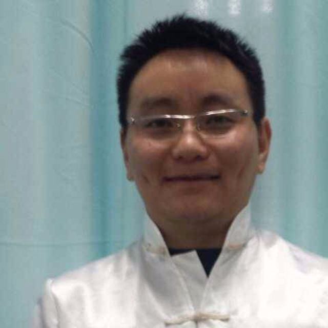 黄友医生