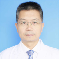 张震