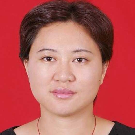 张彩霞