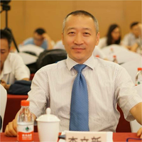 李立新