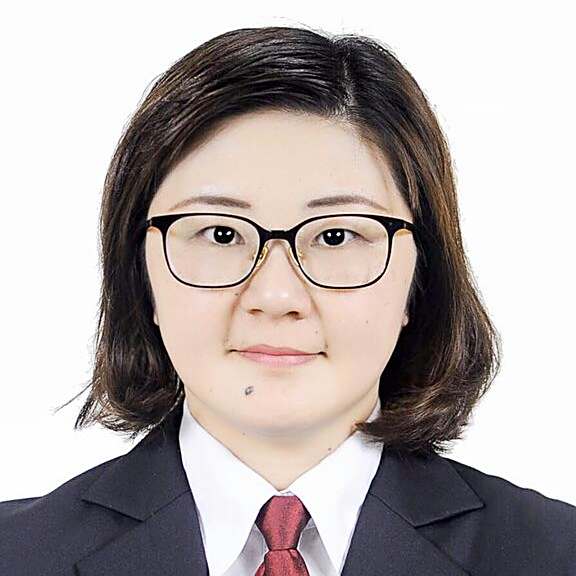 黄昉萌