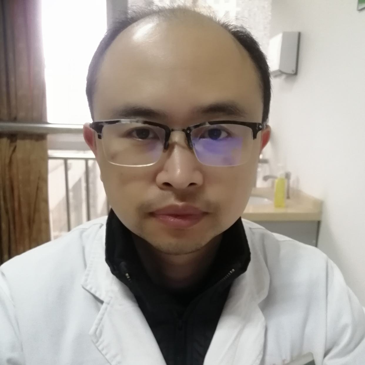 张轶强