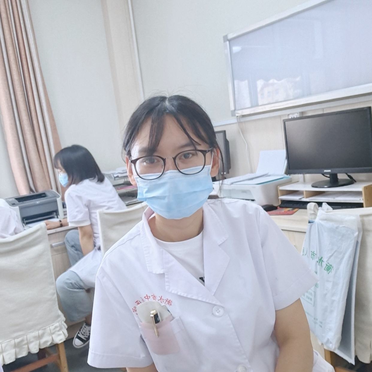 韩晴