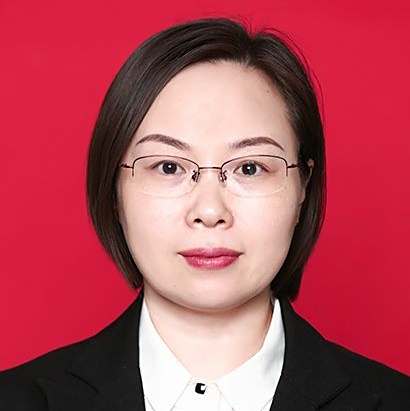雷亚玲