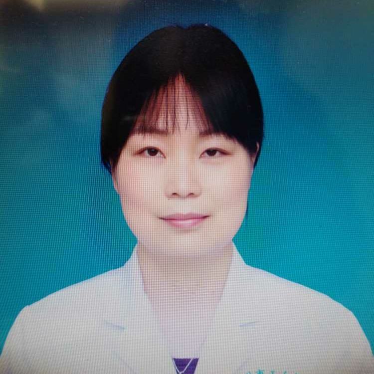张婷