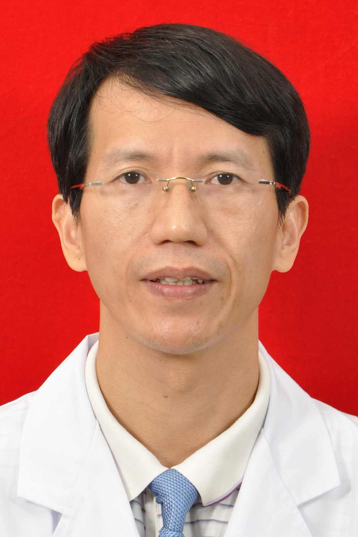 雷平光医生