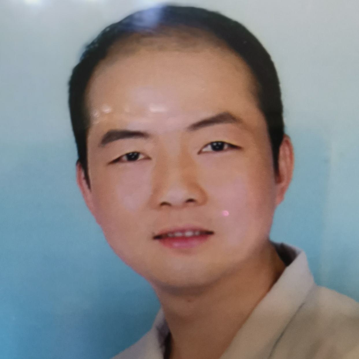 贾中鑫