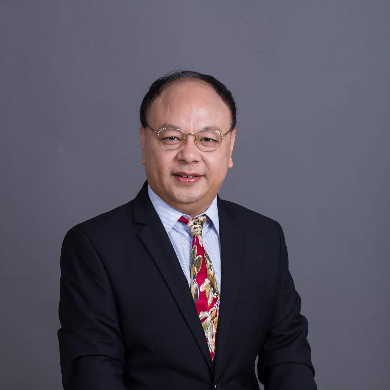 周新建