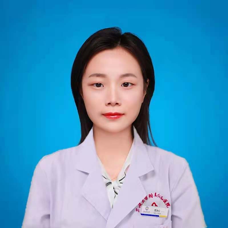 覃冰心