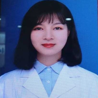 褚旭芳
