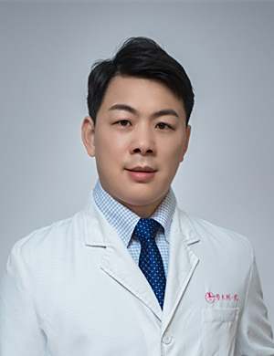 陈小云