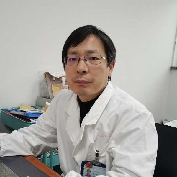 唐占英医生头像