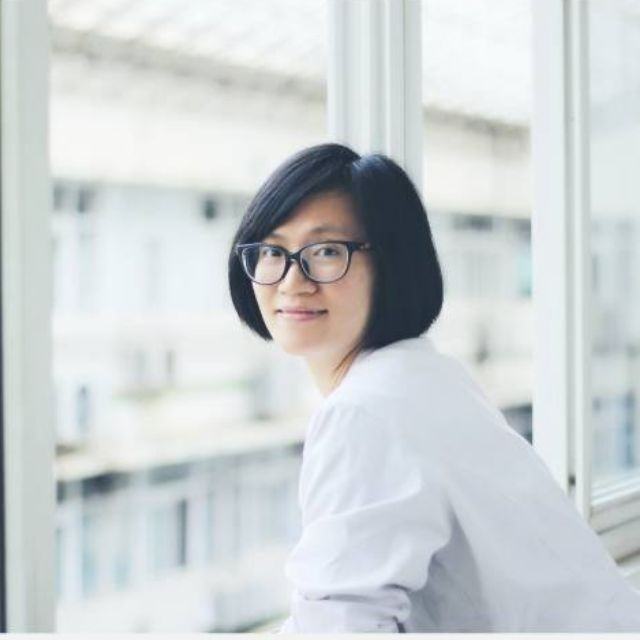 李婕