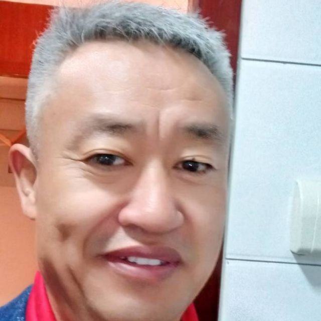 高佩华