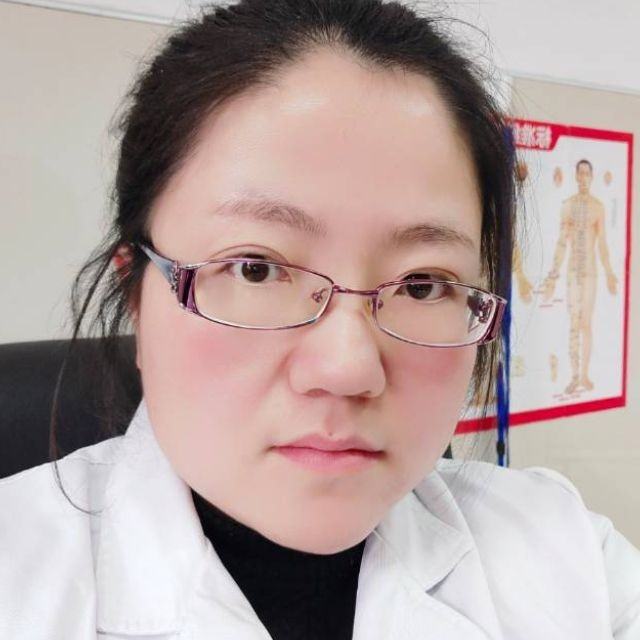 荣姗姗