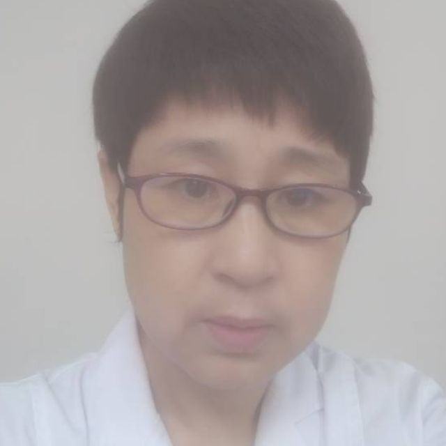 牛红英