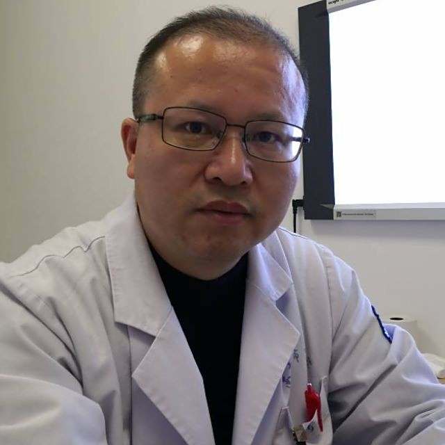 李素明