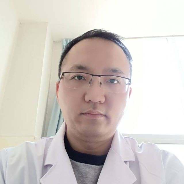 张佳佳