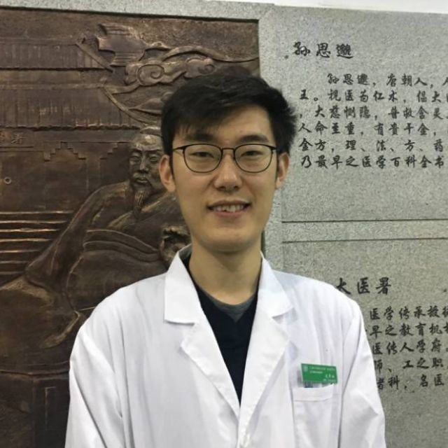 闫早兴