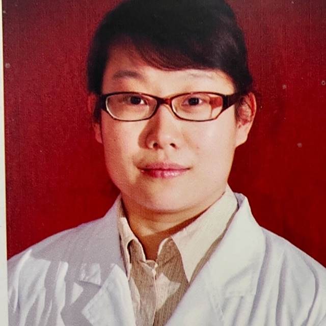 陈菲