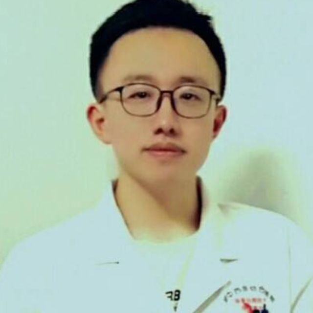 史玮