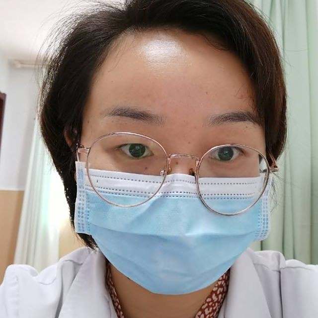 黄丽
