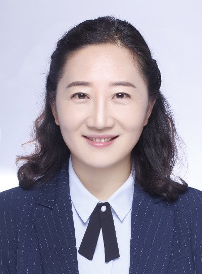 崔蓓