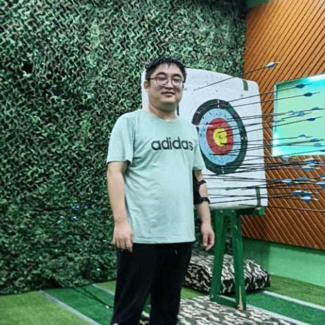 殷彬