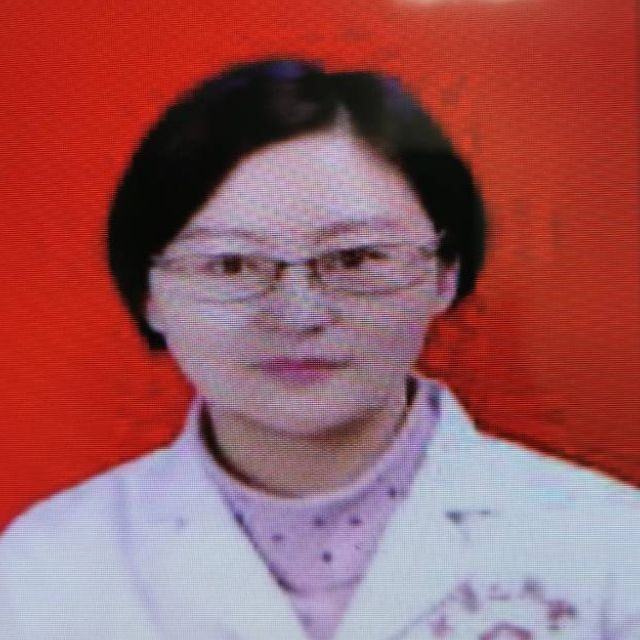 薛红