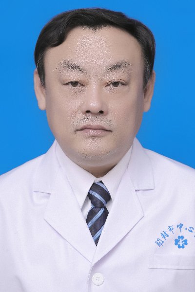 秦雷
