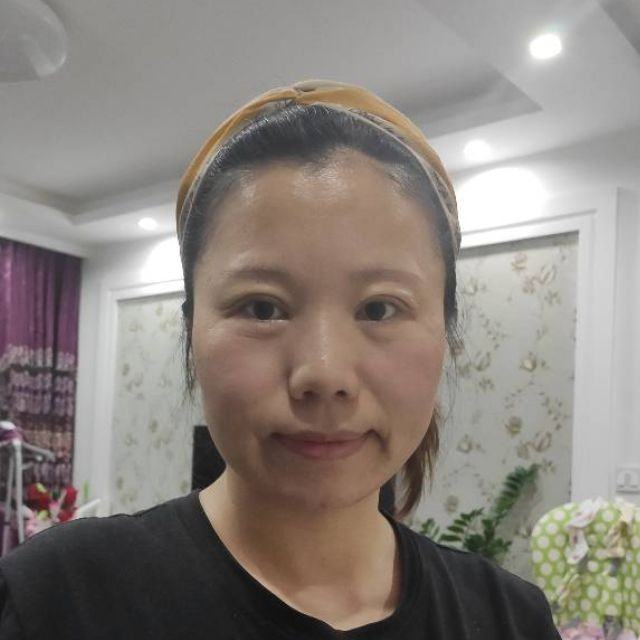 洪霞