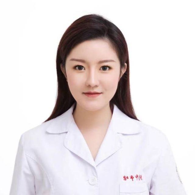 邱琪越