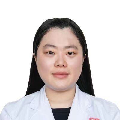 黄莹