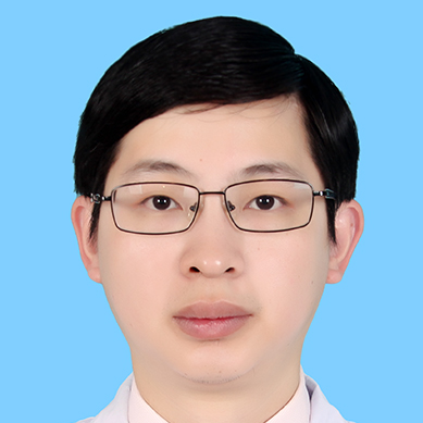 何臣