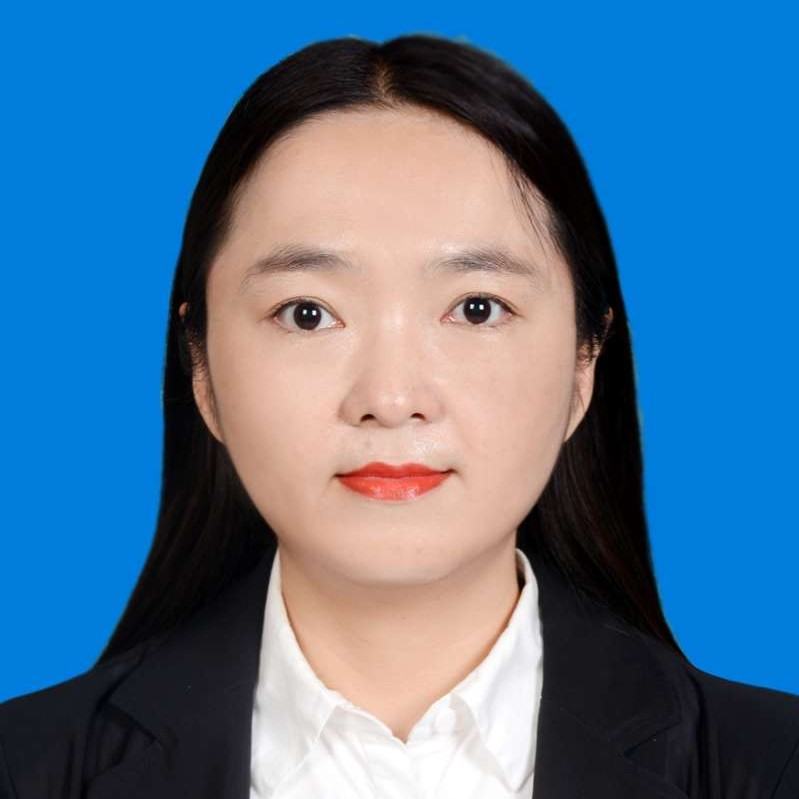 李华