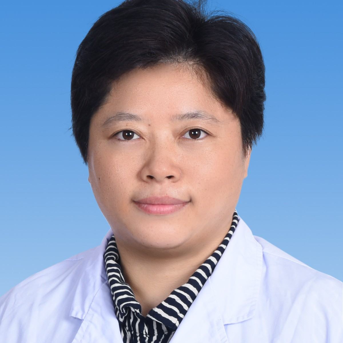 潘雪娜