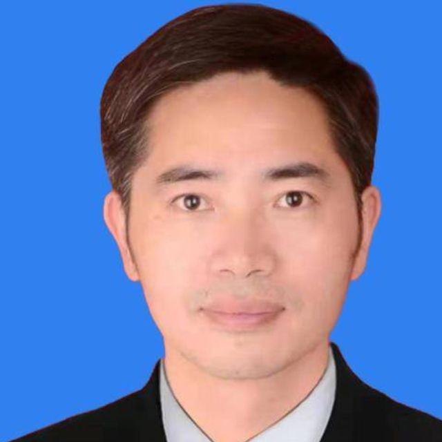 黄少春医生
