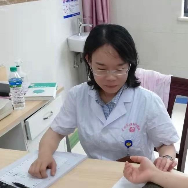 陈玲