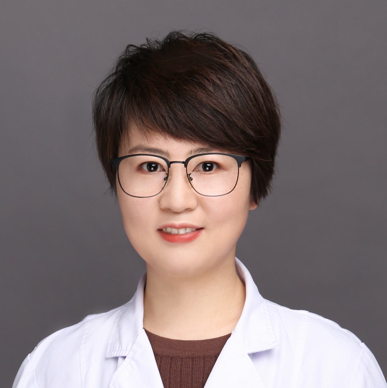 李静