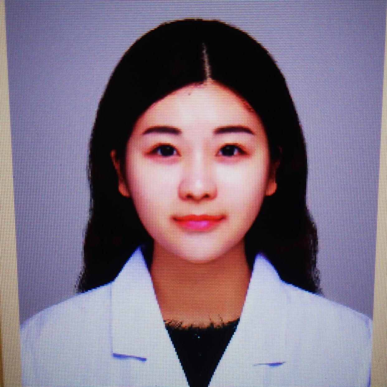 王蕾